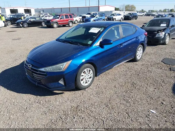 5NPD74LF4KH488900 2019 HYUNDAI ELANTRA - Image 2