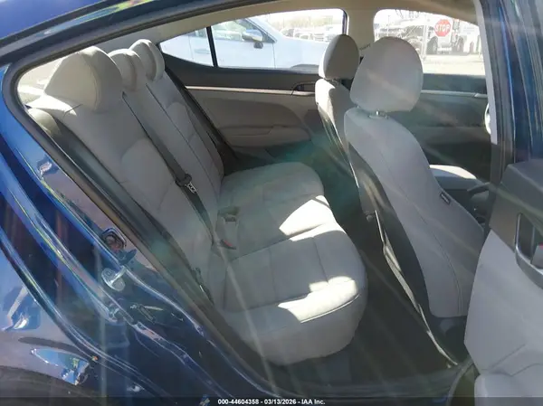 5NPD74LF4KH488900 2019 HYUNDAI ELANTRA - Image 8