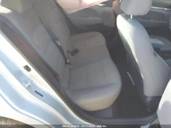 5NPD74LF4KH492686 2019 HYUNDAI ELANTRA - Image 8