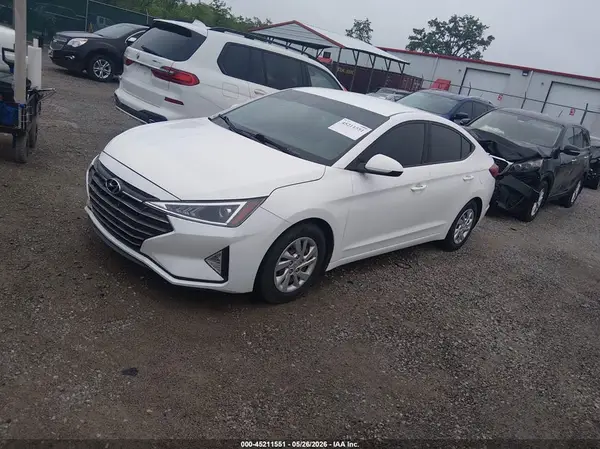 5NPD74LF4KH495880 2019 HYUNDAI ELANTRA - Image 2