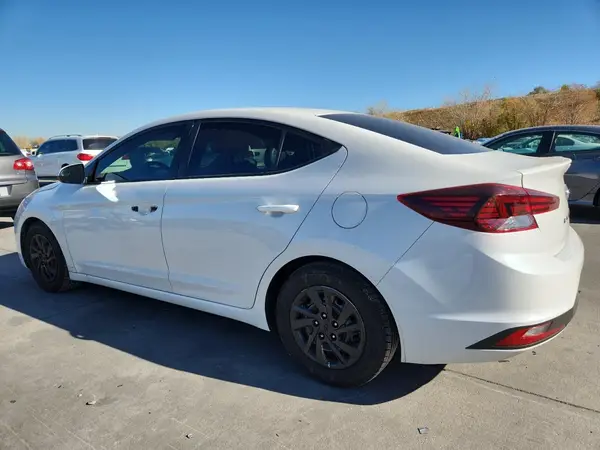 5NPD74LF4LH500223 2020 HYUNDAI ELANTRA - Image 2