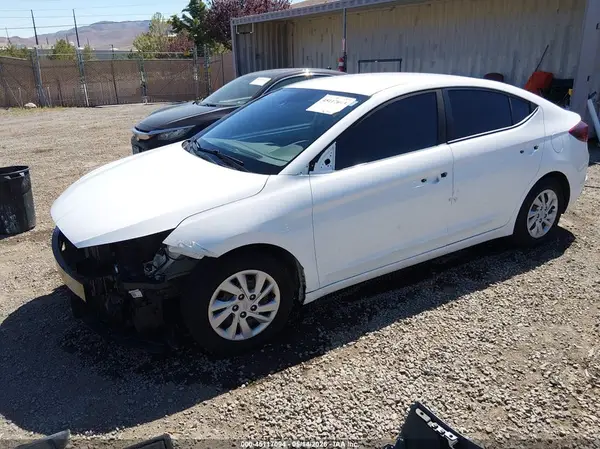 5NPD74LF4LH529639 2020 HYUNDAI ELANTRA - Image 2