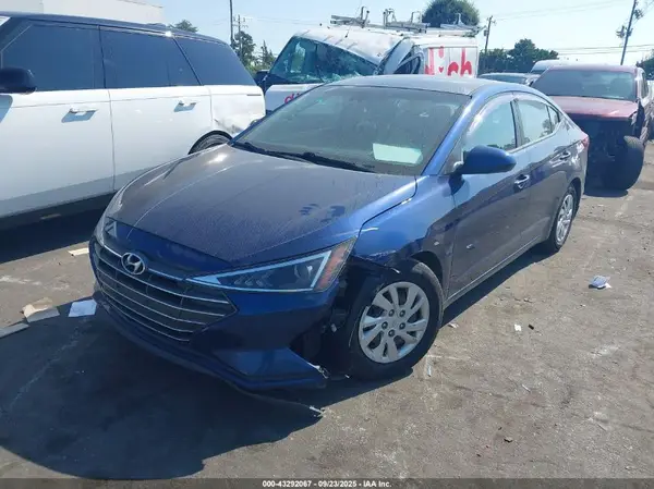 5NPD74LF4LH556114 2020 HYUNDAI ELANTRA - Image 2