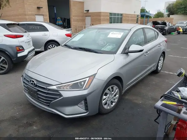 5NPD74LF4LH556341 2020 HYUNDAI ELANTRA - Image 2