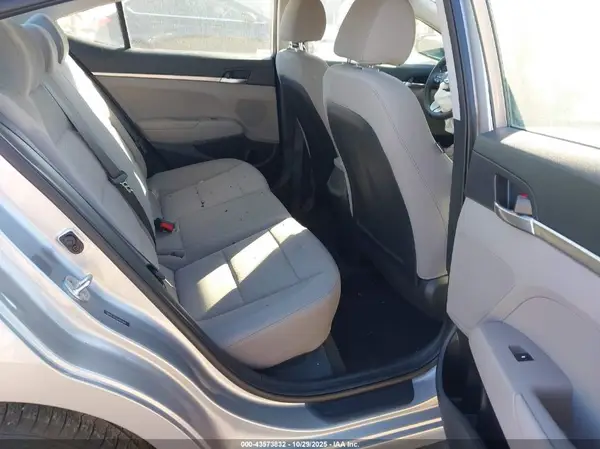 5NPD74LF4LH607059 2020 HYUNDAI ELANTRA - Image 8