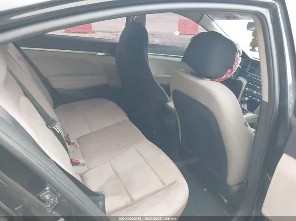 5NPD74LF4LH608762 2020 HYUNDAI ELANTRA - Image 8