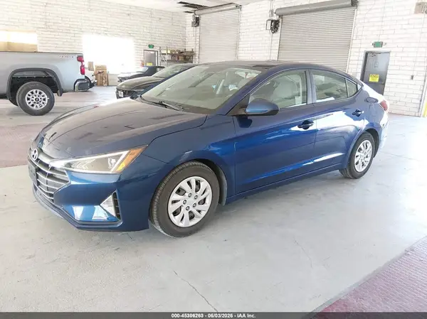 5NPD74LF4LH608969 2020 HYUNDAI ELANTRA - Image 2
