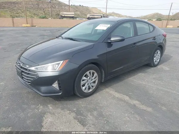5NPD74LF4LH616408 2020 HYUNDAI ELANTRA - Image 2