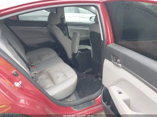 5NPD74LF5HH034714 2017 HYUNDAI ELANTRA - Image 8