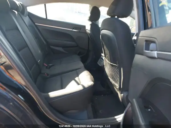 5NPD74LF5HH050962 2017 HYUNDAI ELANTRA - Image 8