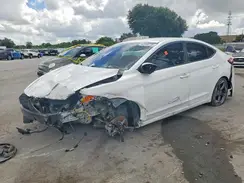 5NPD74LF5HH051030 2017 HYUNDAI ELANTRA