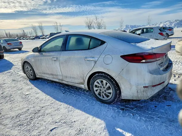 5NPD74LF5HH052193 2017 HYUNDAI ELANTRA - Image 2