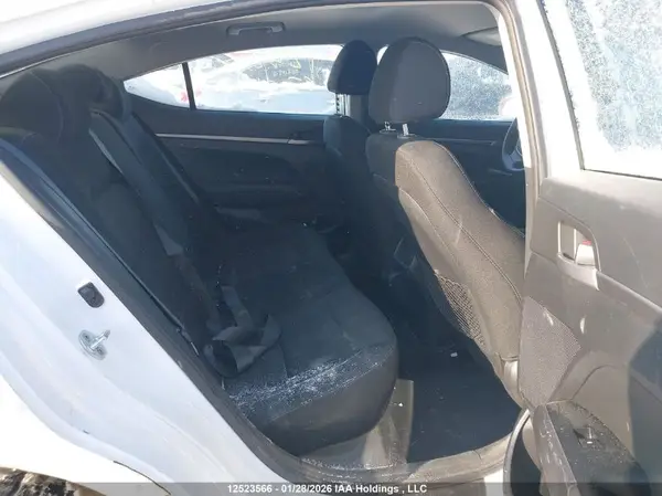 5NPD74LF5HH061105 2017 HYUNDAI ELANTRA - Image 8