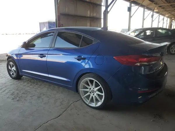 5NPD74LF5HH063503 2017 HYUNDAI ELANTRA - Image 2