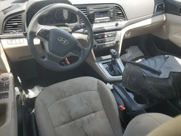 5NPD74LF5HH065588 2017 HYUNDAI ELANTRA - Image 8