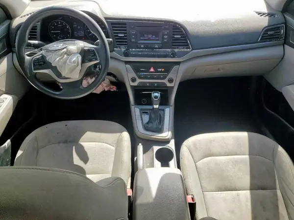 5NPD74LF5HH065929 2017 HYUNDAI ELANTRA - Image 8