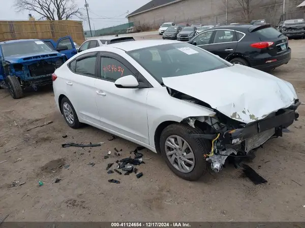 5NPD74LF5HH067809 2017 HYUNDAI ELANTRA - Image 1