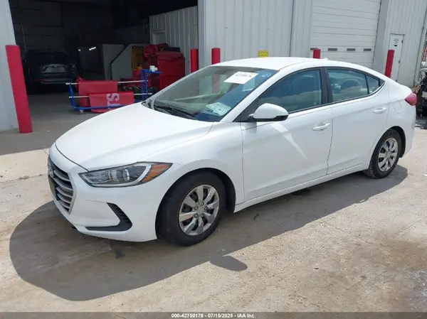 5NPD74LF5HH069169 2017 HYUNDAI ELANTRA - Image 2