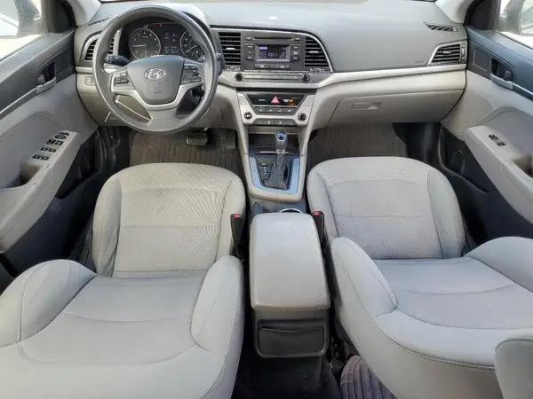 5NPD74LF5HH071942 2017 HYUNDAI ELANTRA - Image 8