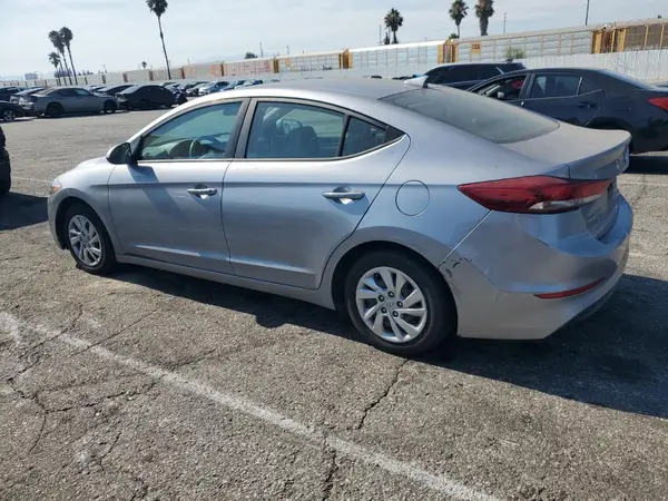 5NPD74LF5HH077613 2017 HYUNDAI ELANTRA - Image 2