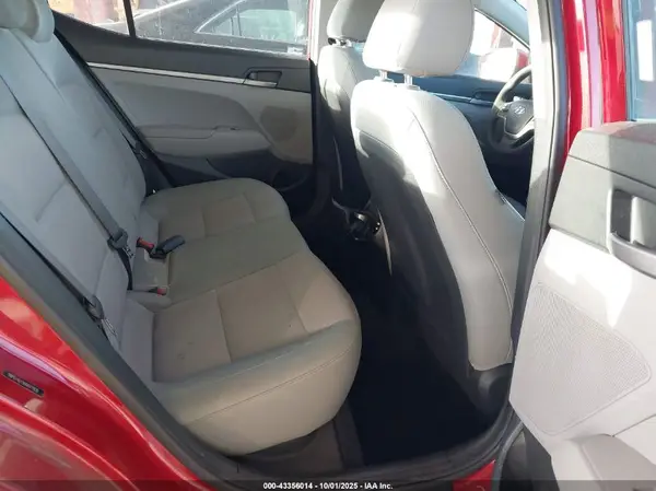 5NPD74LF5HH077935 2017 HYUNDAI ELANTRA - Image 8