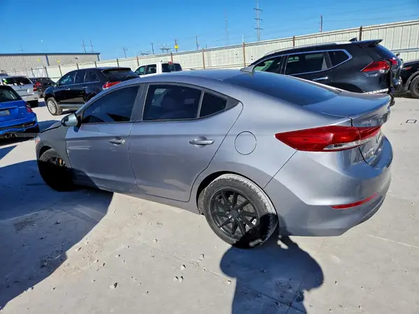 5NPD74LF5HH079829 2017 HYUNDAI ELANTRA - Image 2