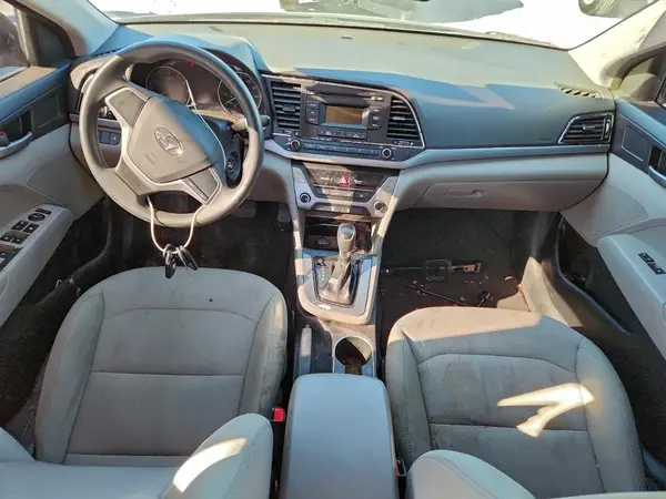 5NPD74LF5HH079829 2017 HYUNDAI ELANTRA - Image 8