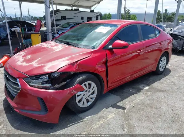 5NPD74LF5HH084951 2017 HYUNDAI ELANTRA - Image 2