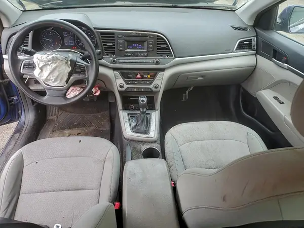 5NPD74LF5HH085114 2017 HYUNDAI ELANTRA - Image 8