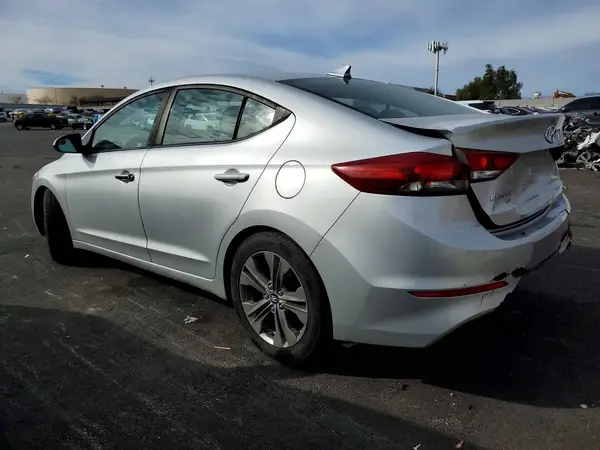 5NPD74LF5HH087168 2017 HYUNDAI ELANTRA - Image 2