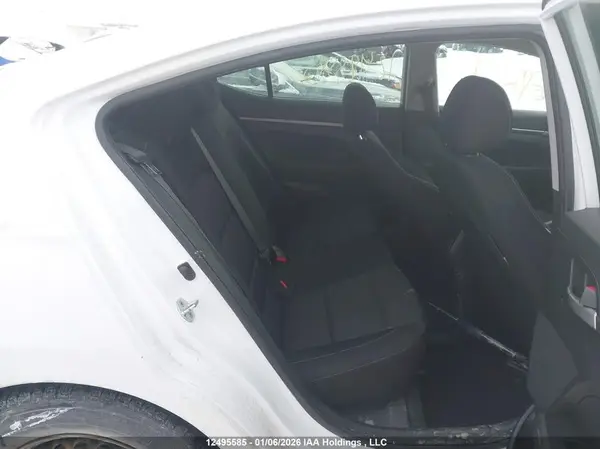 5NPD74LF5HH089728 2017 HYUNDAI ELANTRA - Image 8