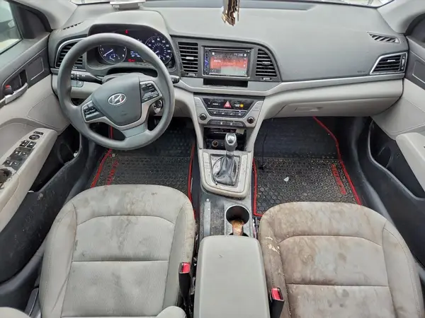 5NPD74LF5HH097764 2017 HYUNDAI ELANTRA - Image 8