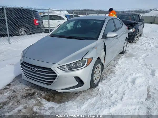 5NPD74LF5HH099207 2017 HYUNDAI ELANTRA - Image 2