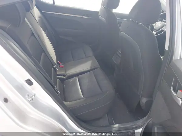 5NPD74LF5HH099207 2017 HYUNDAI ELANTRA - Image 8