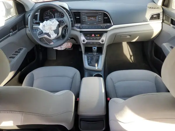 5NPD74LF5HH102851 2017 HYUNDAI ELANTRA - Image 8