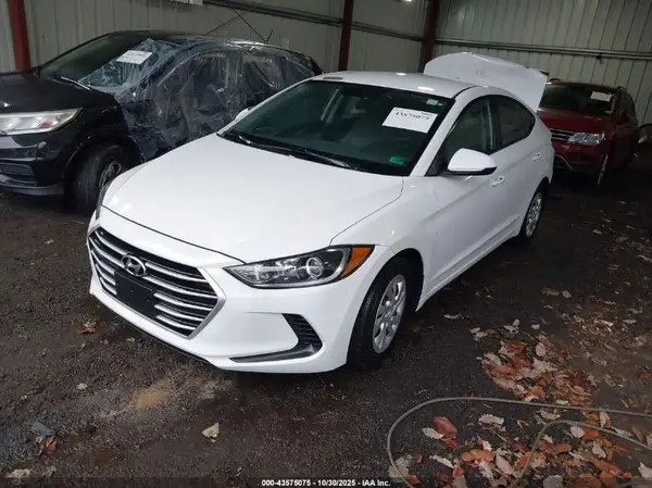5NPD74LF5HH108066 2017 HYUNDAI ELANTRA - Image 2