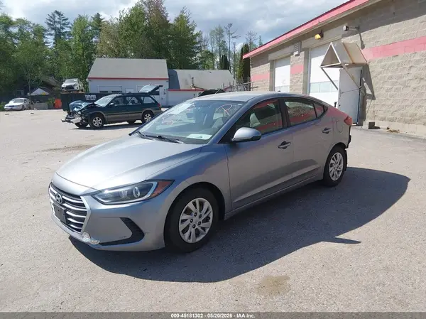 5NPD74LF5HH112229 2017 HYUNDAI ELANTRA - Image 2