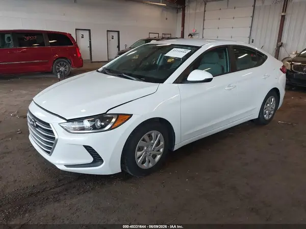 5NPD74LF5HH112778 2017 HYUNDAI ELANTRA - Image 2