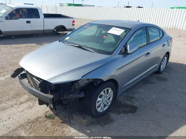 5NPD74LF5HH113056 2017 HYUNDAI ELANTRA - Image 2