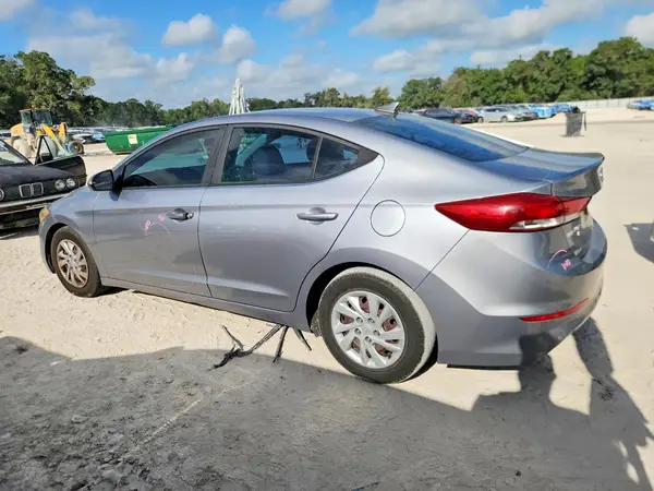 5NPD74LF5HH125658 2017 HYUNDAI ELANTRA - Image 2