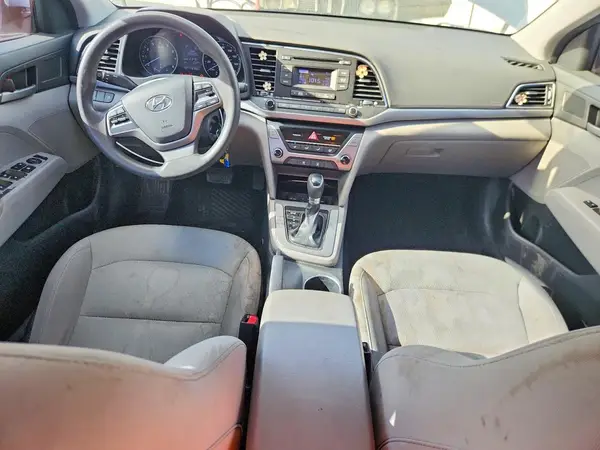 5NPD74LF5HH125658 2017 HYUNDAI ELANTRA - Image 8