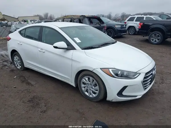 5NPD74LF5HH127099 2017 HYUNDAI ELANTRA - Image 1