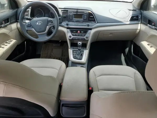5NPD74LF5HH135817 2017 HYUNDAI ELANTRA - Image 8