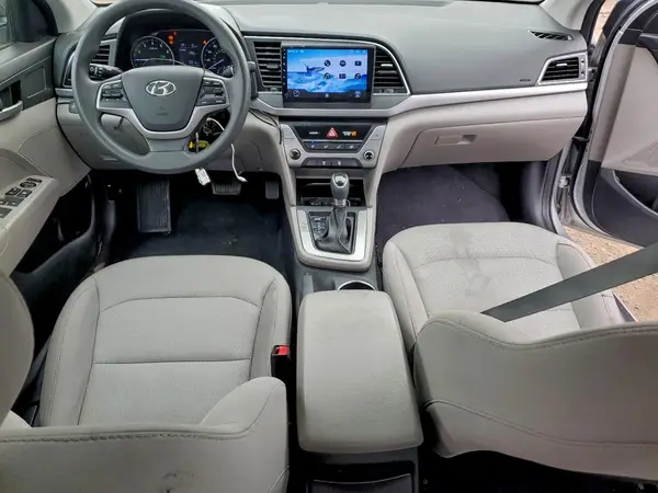 5NPD74LF5HH138023 2017 HYUNDAI ELANTRA - Image 8