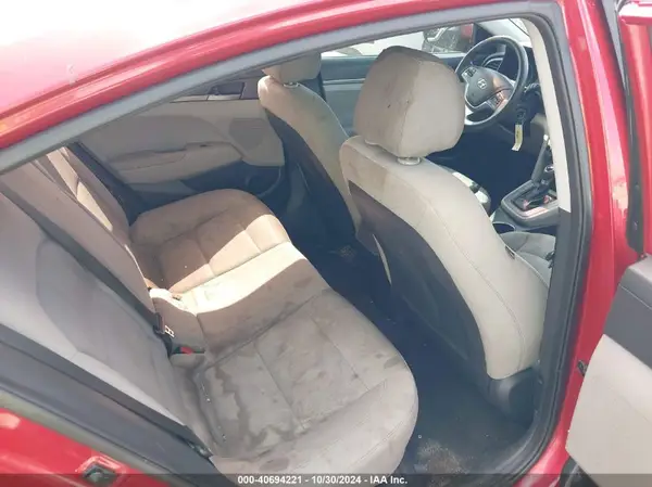 5NPD74LF5HH138491 2017 HYUNDAI ELANTRA - Image 8