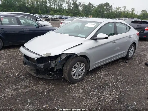 5NPD74LF5HH141049 2017 HYUNDAI ELANTRA - Image 2