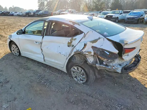 5NPD74LF5HH141553 2017 HYUNDAI ELANTRA - Image 2