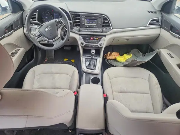 5NPD74LF5HH141553 2017 HYUNDAI ELANTRA - Image 8