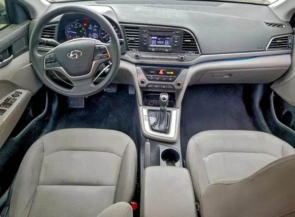 5NPD74LF5HH148230 2017 HYUNDAI ELANTRA - Image 8