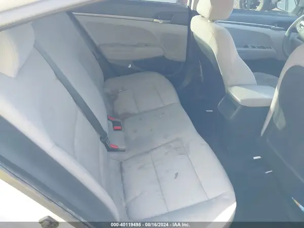 5NPD74LF5HH148535 2017 HYUNDAI ELANTRA - Image 8